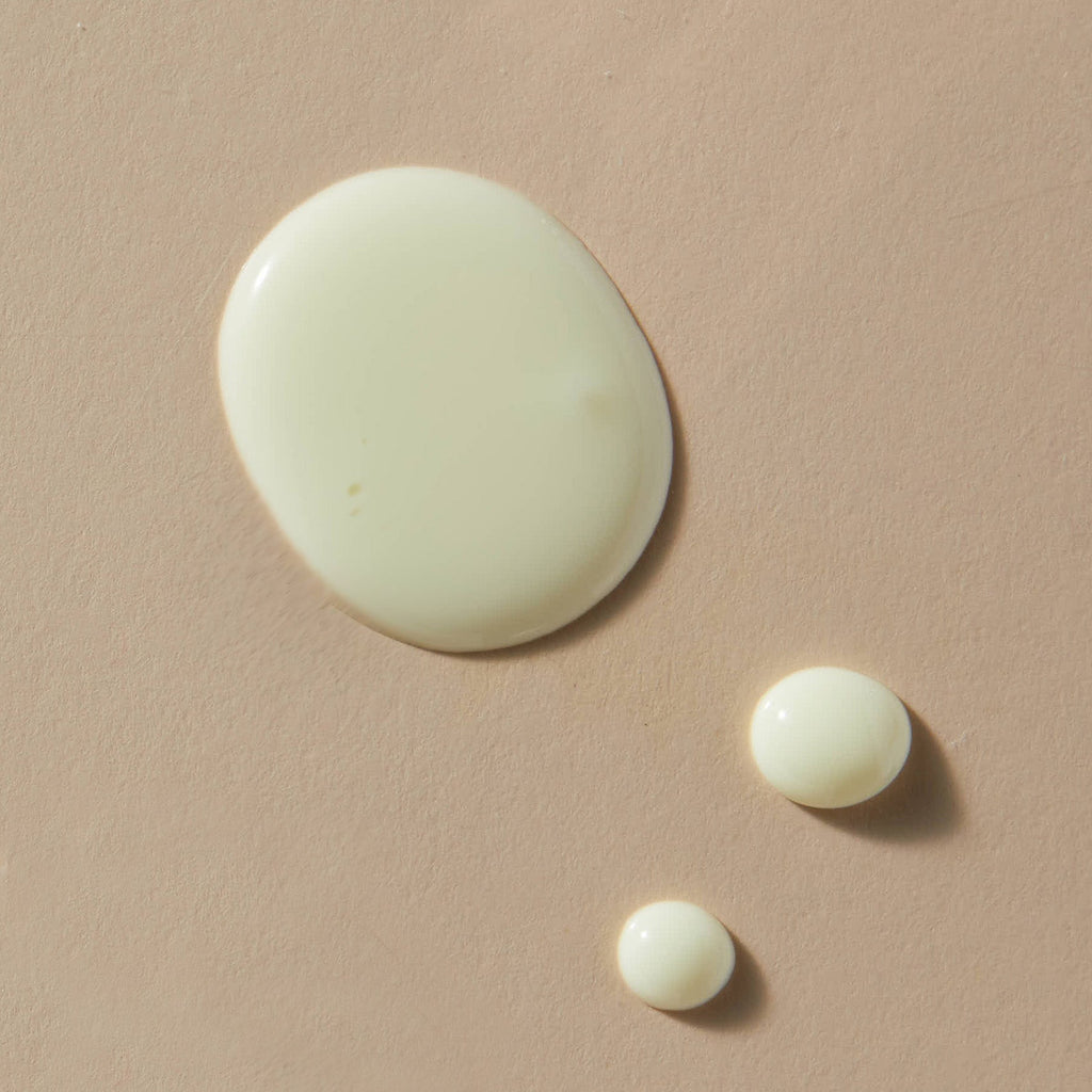 The Overachiever Hydrating Serum with Hyaluronic Acid and Retinol